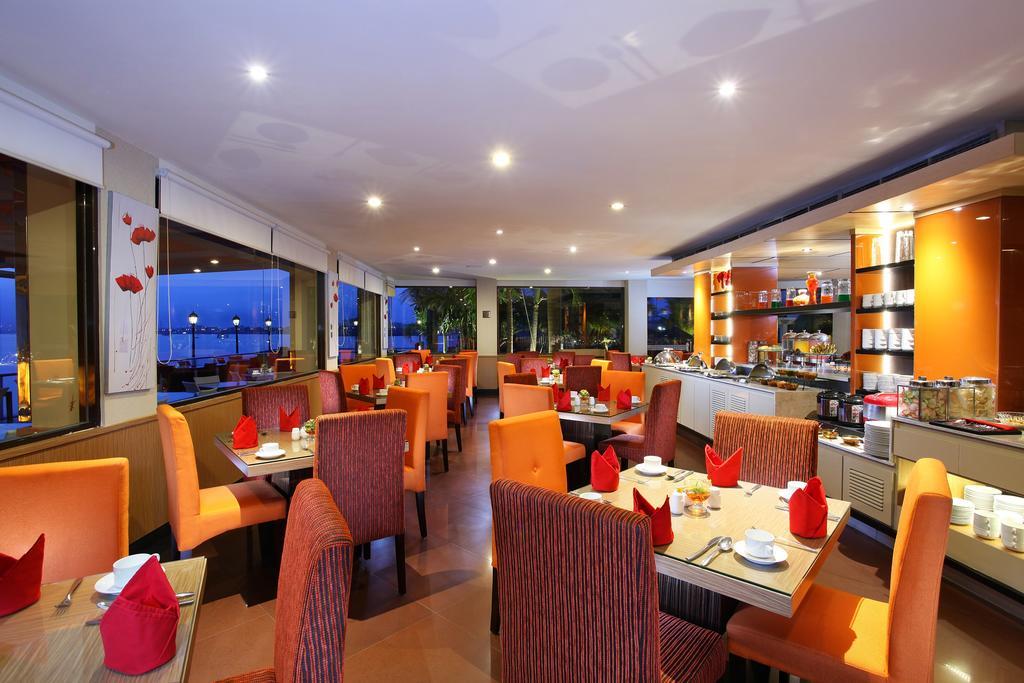 Swiss-Belhotel Silae Palu Exterior photo