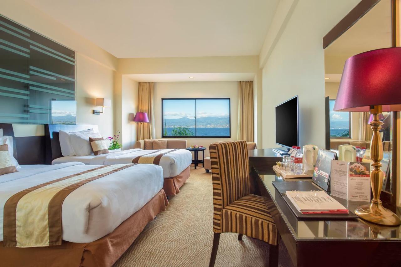 Swiss-Belhotel Silae Palu Exterior photo