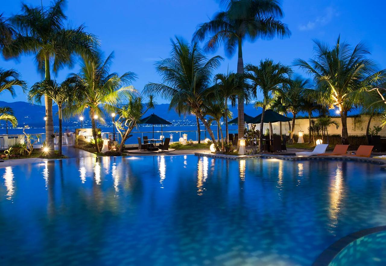 Swiss-Belhotel Silae Palu Exterior photo